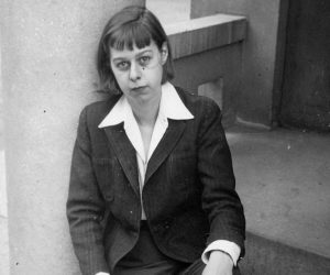 "The Heart is a Lonely Hunter" - Carson McCullers Dark Debut